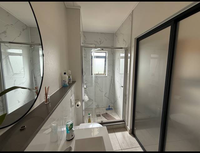 2 BEDROOM APARTMENT TO LET IN IZINGA